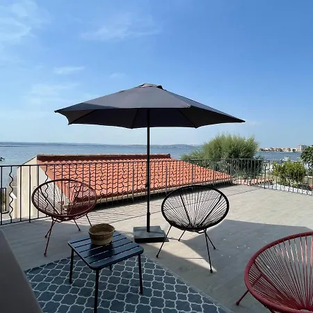 Oasis Cove, Maisons Au Bord De L'eau, De * セット