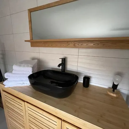 Oasis Cove, Maisons Au Bord De L'eau, De بيت للعطل