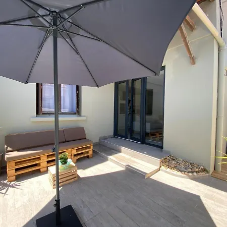 بيت للعطل Oasis Cove, Maisons Au Bord De L'eau, De *