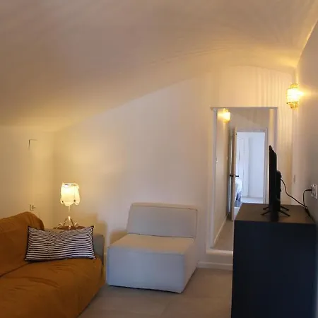 بيت للعطل Oasis Cove, Maisons Au Bord De L'eau, De سُت