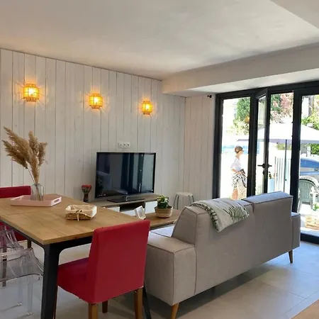 Oasis Cove, Maisons Au Bord De L'eau, De Prázdninový dům Sète