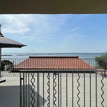 Oasis Cove, Maisons Au Bord De L'eau, De * Sète